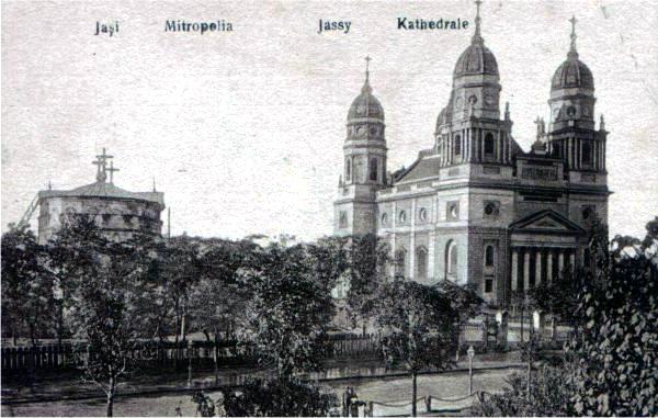 Datei:Kathedrale in Jassy.jpg