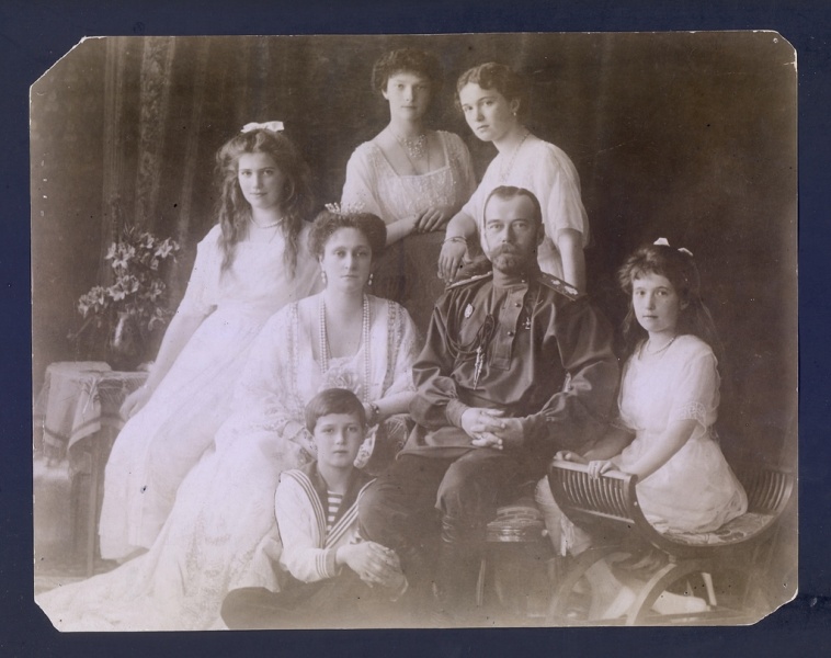 Datei:02 Familie.jpg